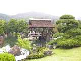 I7260017.jpg 533x400 24bit 2001/08/02 03:36:20 30458 bytes